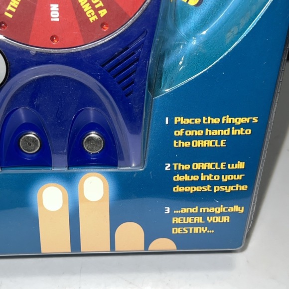 Vintage‎ The Oracle FORTUNE TELLER Electronic Handheld Game 2004 SEALED RARE New